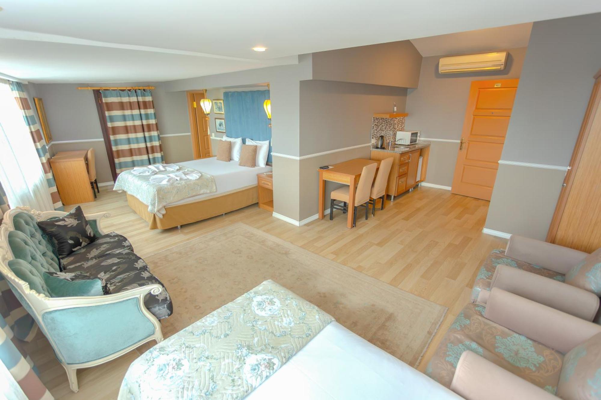 Otel Tashkonak 3*